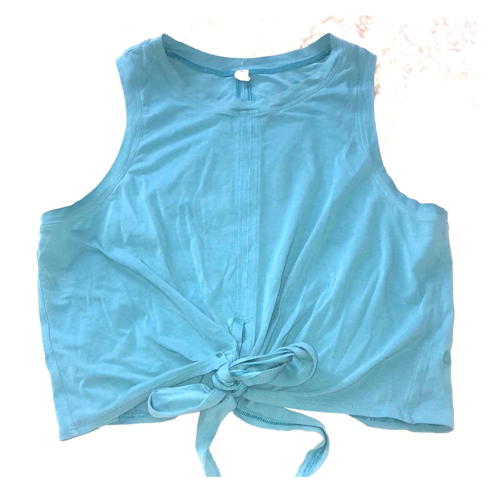 Lululemon crop tank top size 6